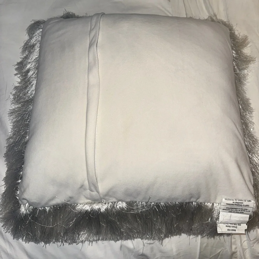 N/A 14”x16” white